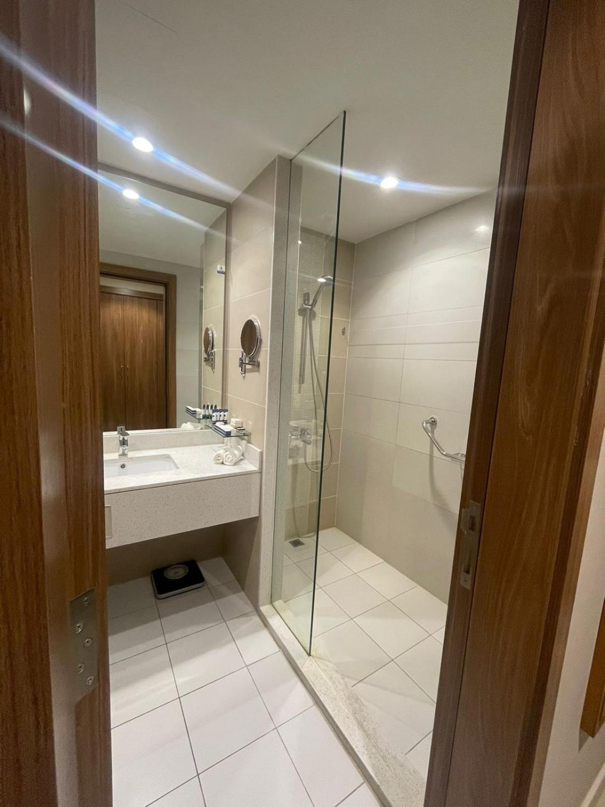 Best Western Plus Buraidah Bagian luar foto