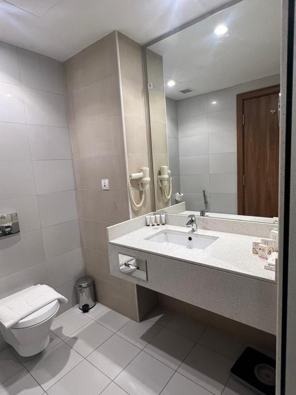 Best Western Plus Buraidah Bagian luar foto