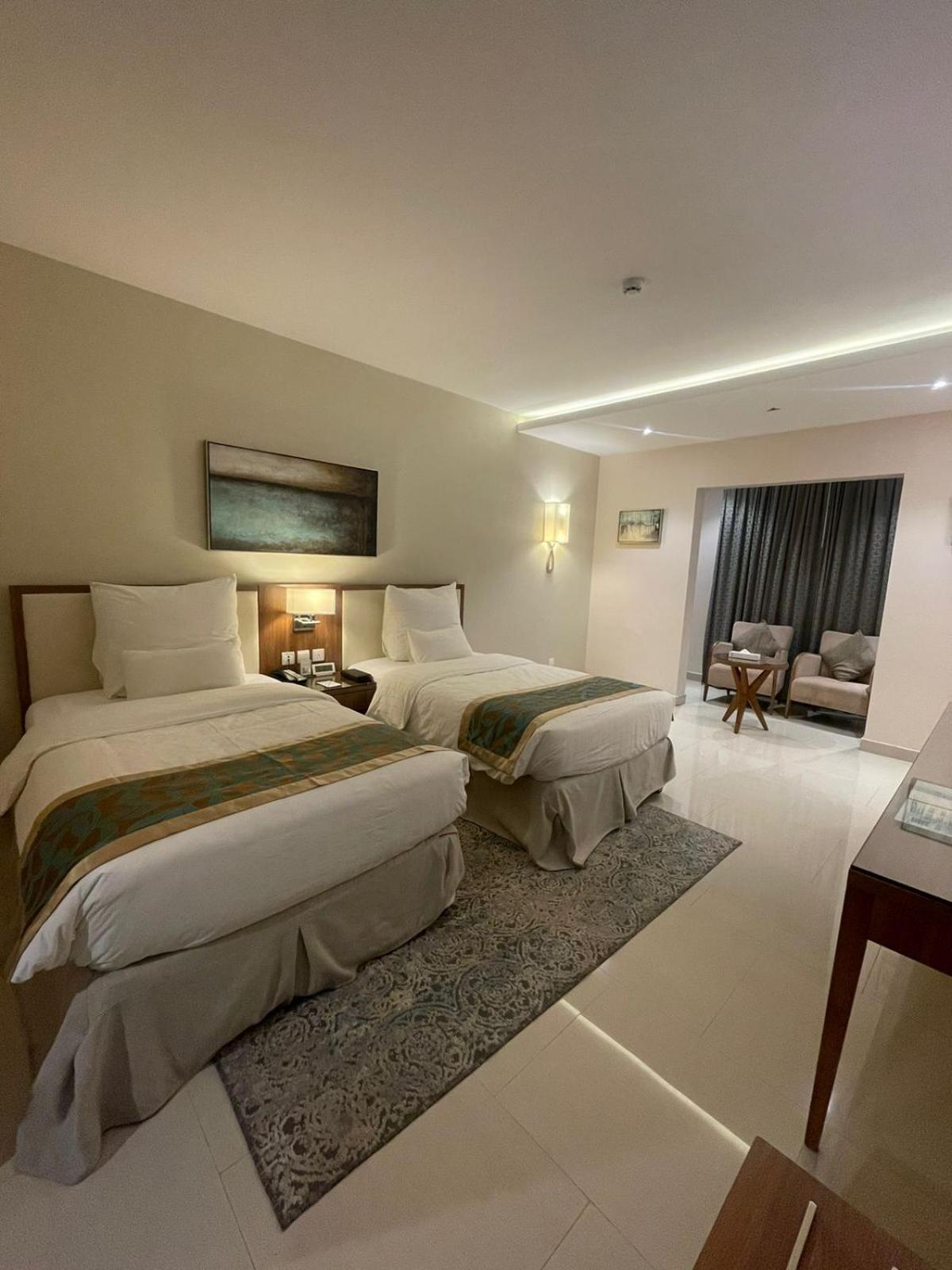 Best Western Plus Buraidah Bagian luar foto