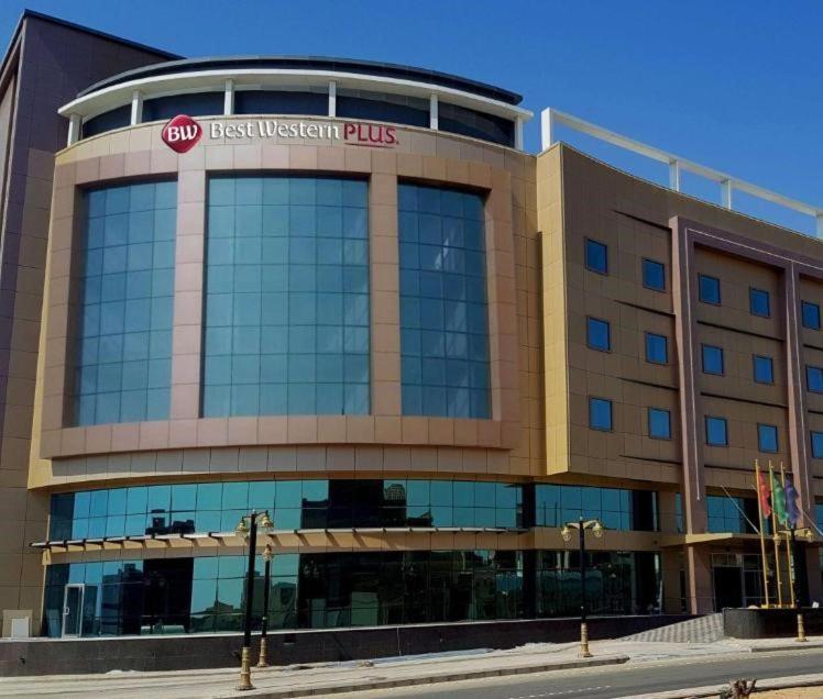 Best Western Plus Buraidah Bagian luar foto