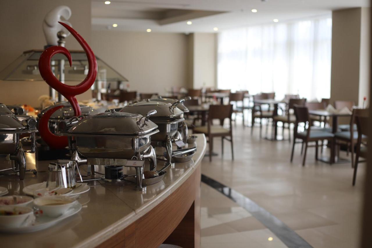 Best Western Plus Buraidah Bagian luar foto