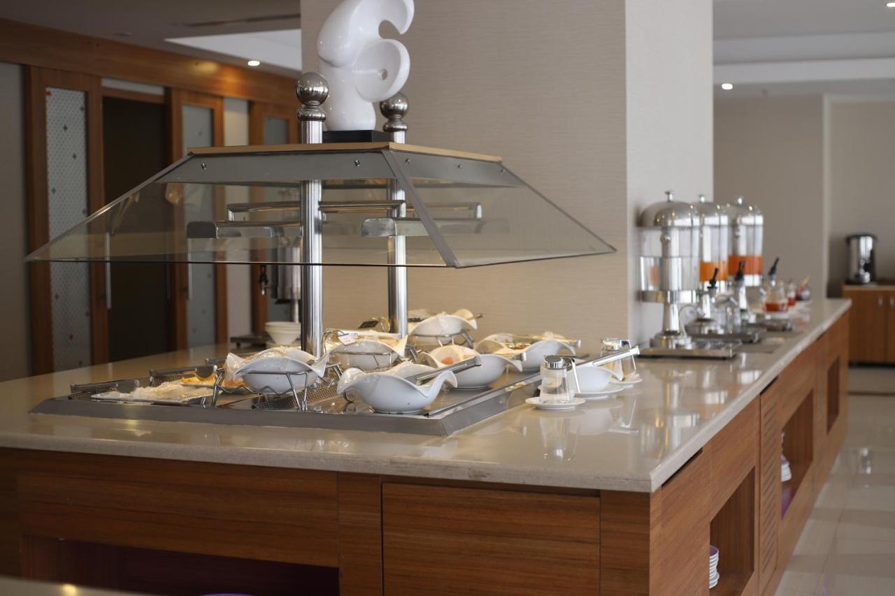 Best Western Plus Buraidah Bagian luar foto
